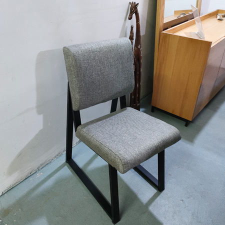 Chaise durable solide tissu