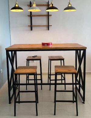 table haute selena bois et métal fabriquée en nos ateliers en Algérie